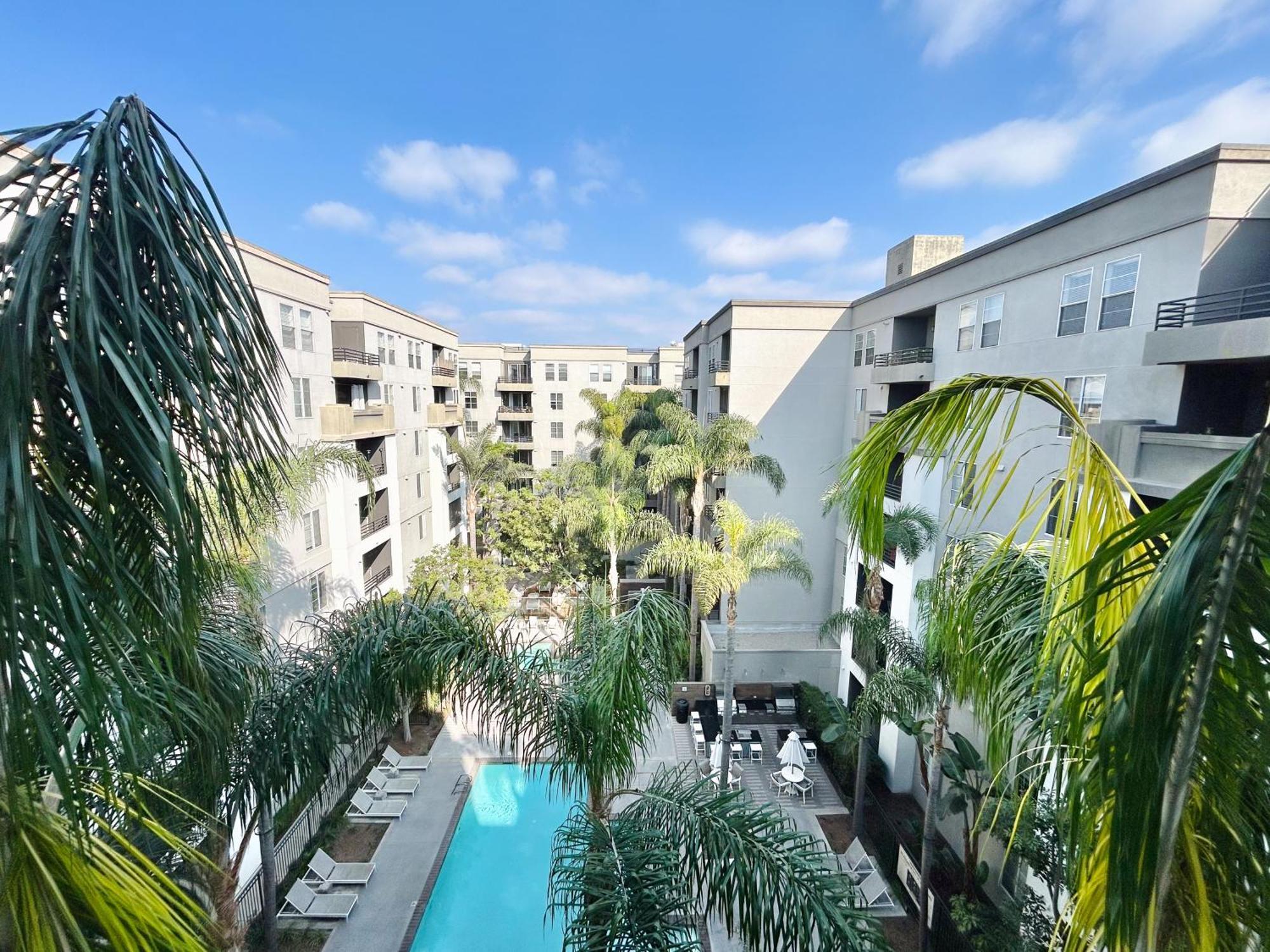 2Bd 2Ba Santa Monica Apartment With Relaxing Pool View Лос-Анджелес Экстерьер фото