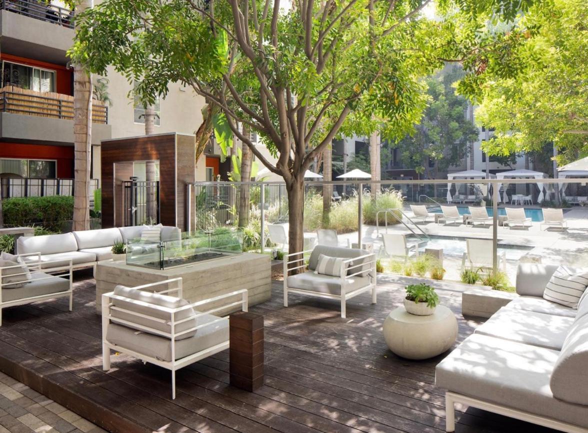 2Bd 2Ba Santa Monica Apartment With Relaxing Pool View Лос-Анджелес Экстерьер фото
